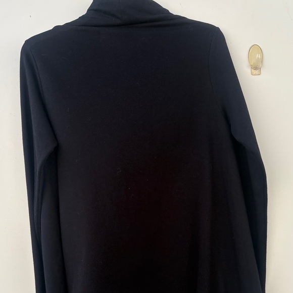 bobeau Black Draped Button-Front Sweater - Picture 5 of 7